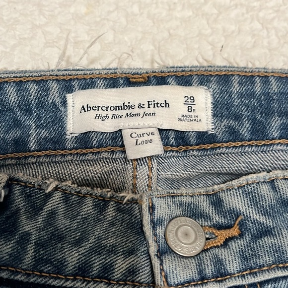 Abercrombie High Rise Mom Jeans - Picture 2 of 9